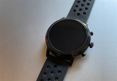 fossil smartwatch won't turn on